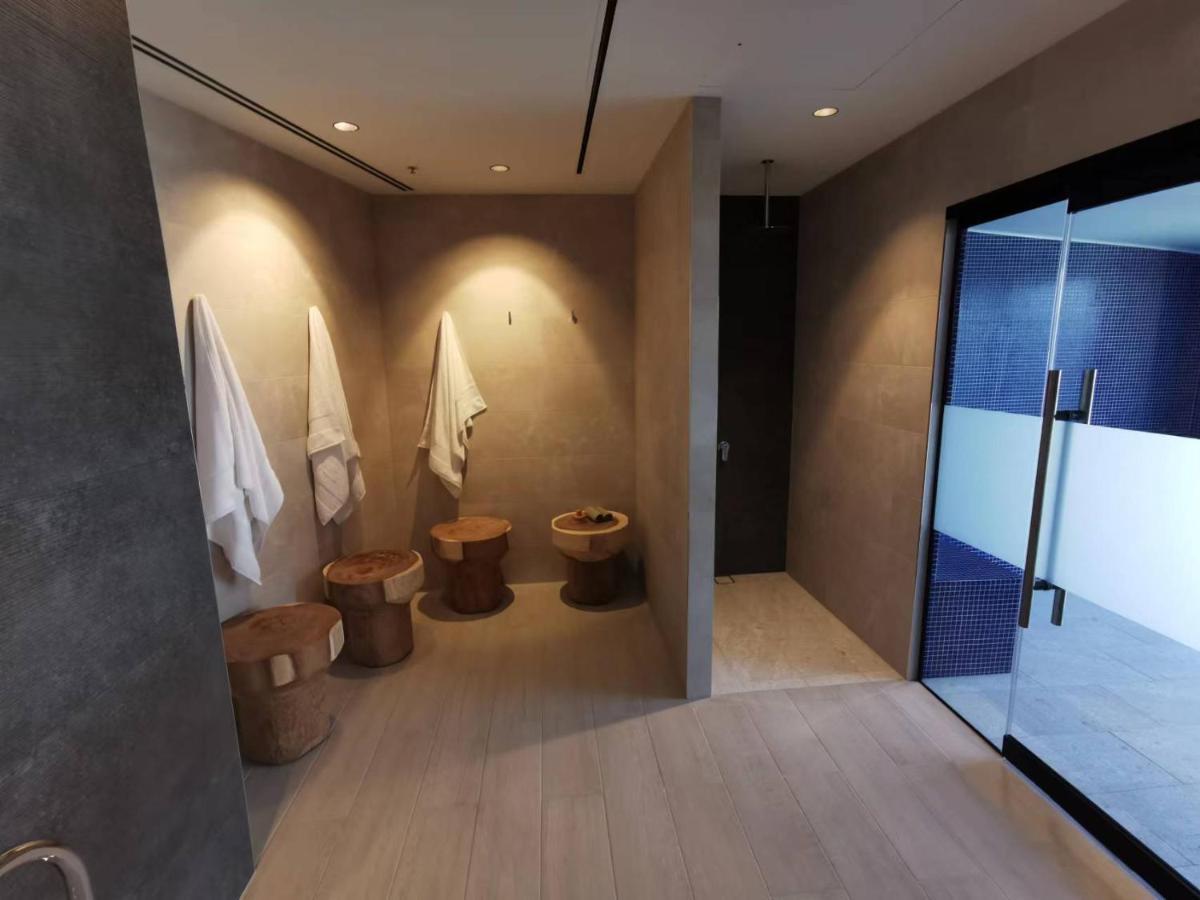 2 Bedroom Luxurious Family Apartment Next To Pacific Fair - Broadbeach Gold Coast Gc22 エクステリア 写真