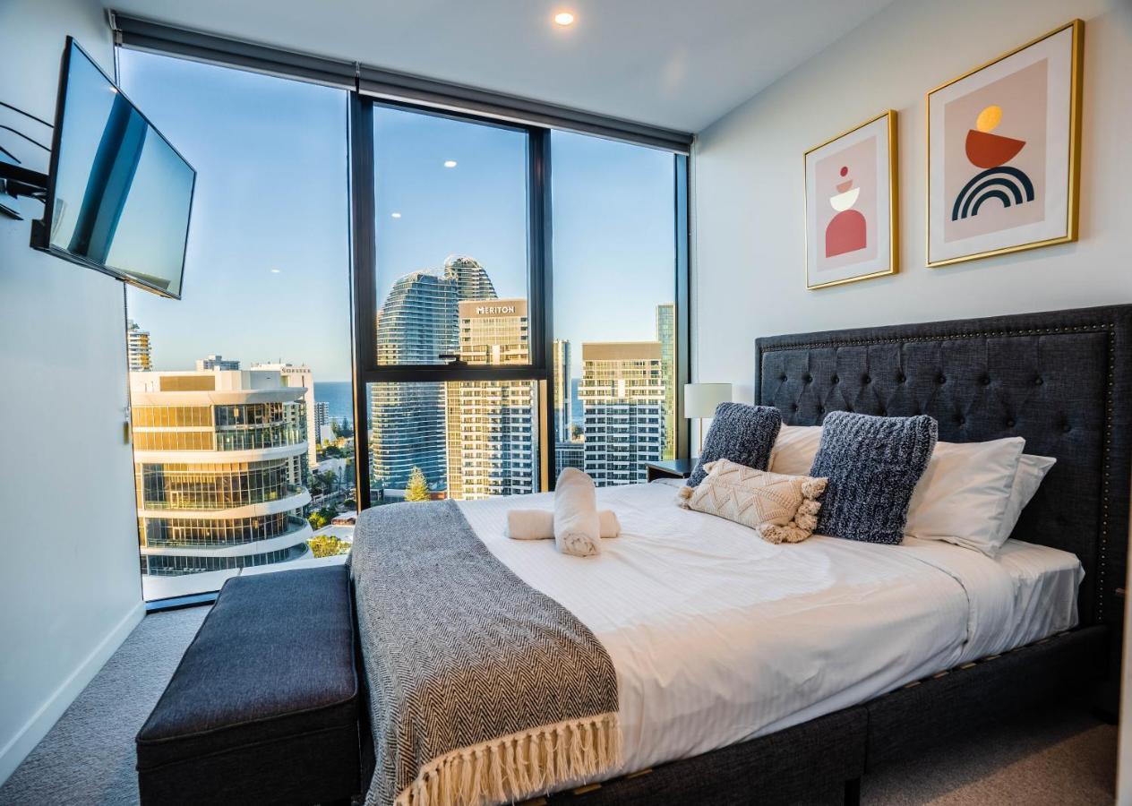 2 Bedroom Luxurious Family Apartment Next To Pacific Fair - Broadbeach Gold Coast Gc22 エクステリア 写真