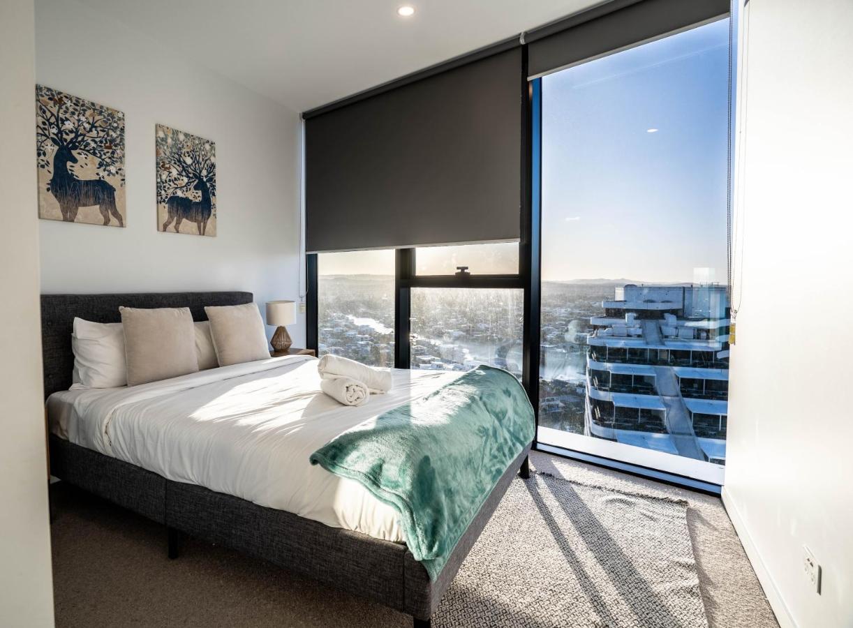 2 Bedroom Luxurious Family Apartment Next To Pacific Fair - Broadbeach Gold Coast Gc22 エクステリア 写真
